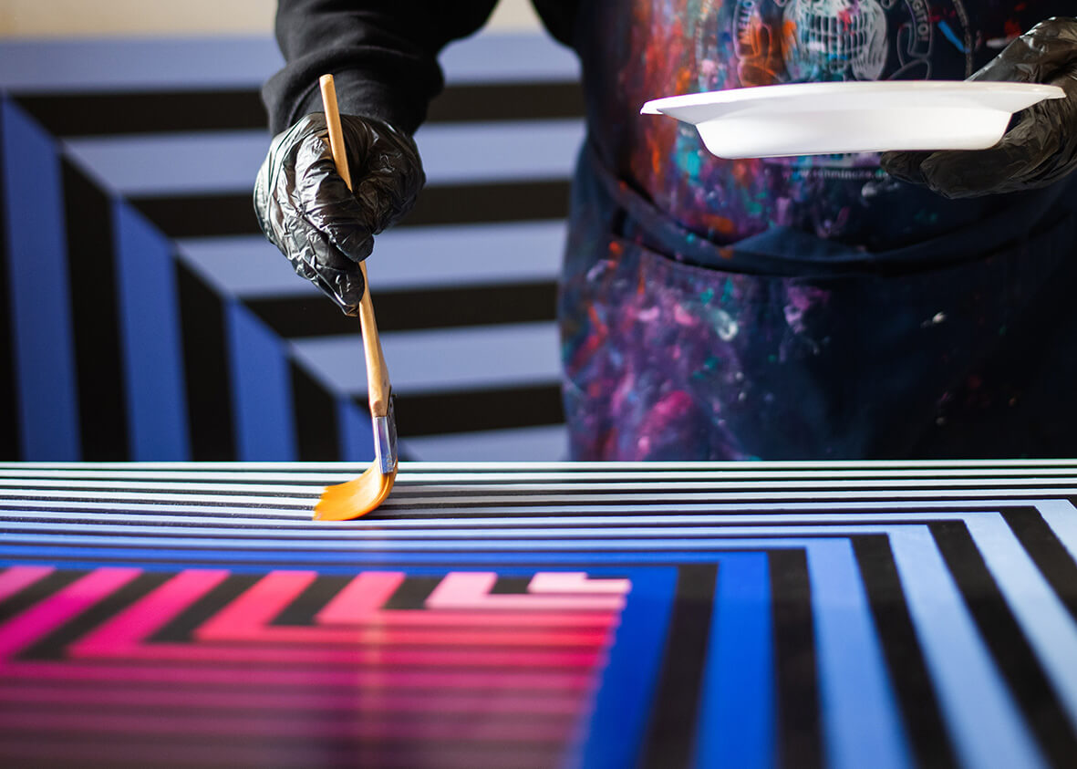 The Vibrant Vision of Argiris Ser