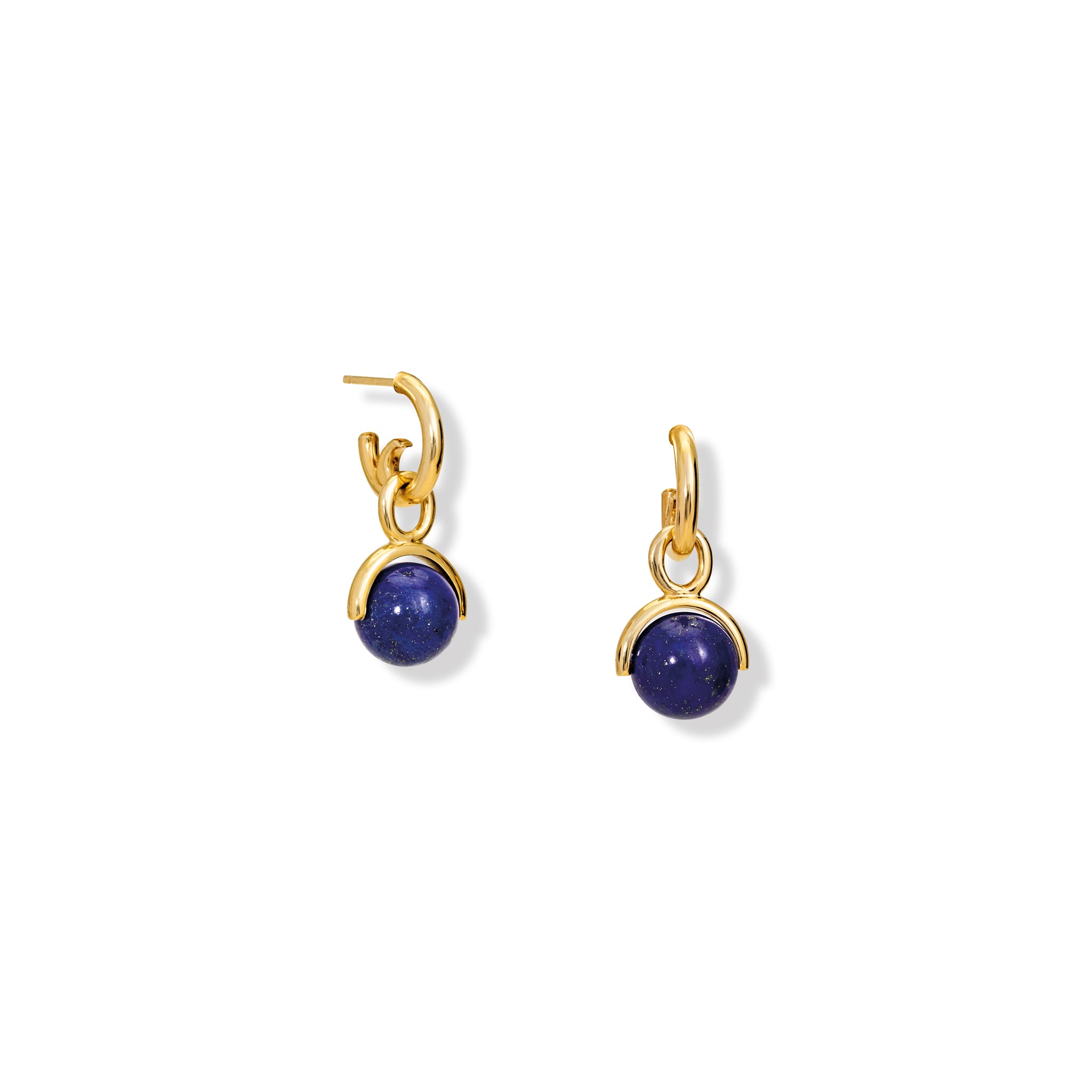 Handcrafted yellow gold earring drops featuring lapis lazuli beads.