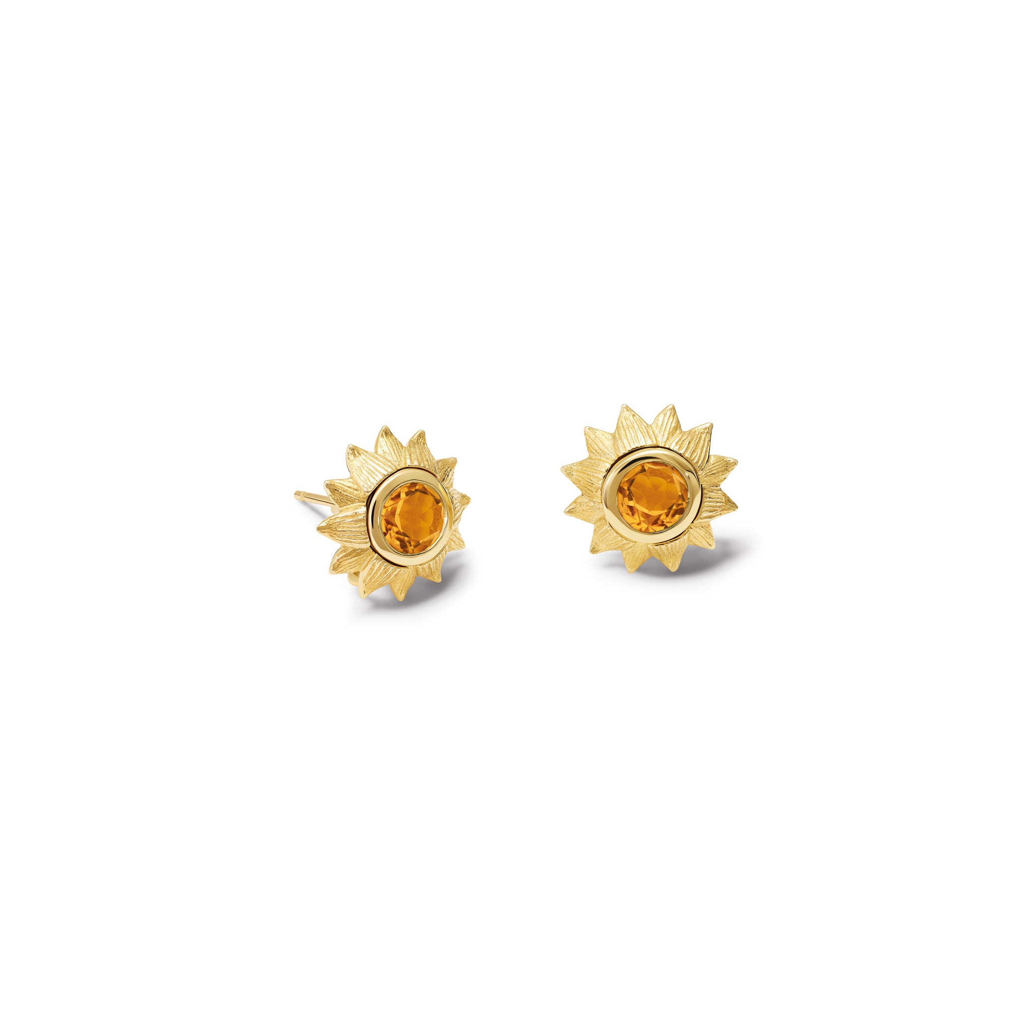 Handcrafted yellow gold earring halos shaped as a sunflower.