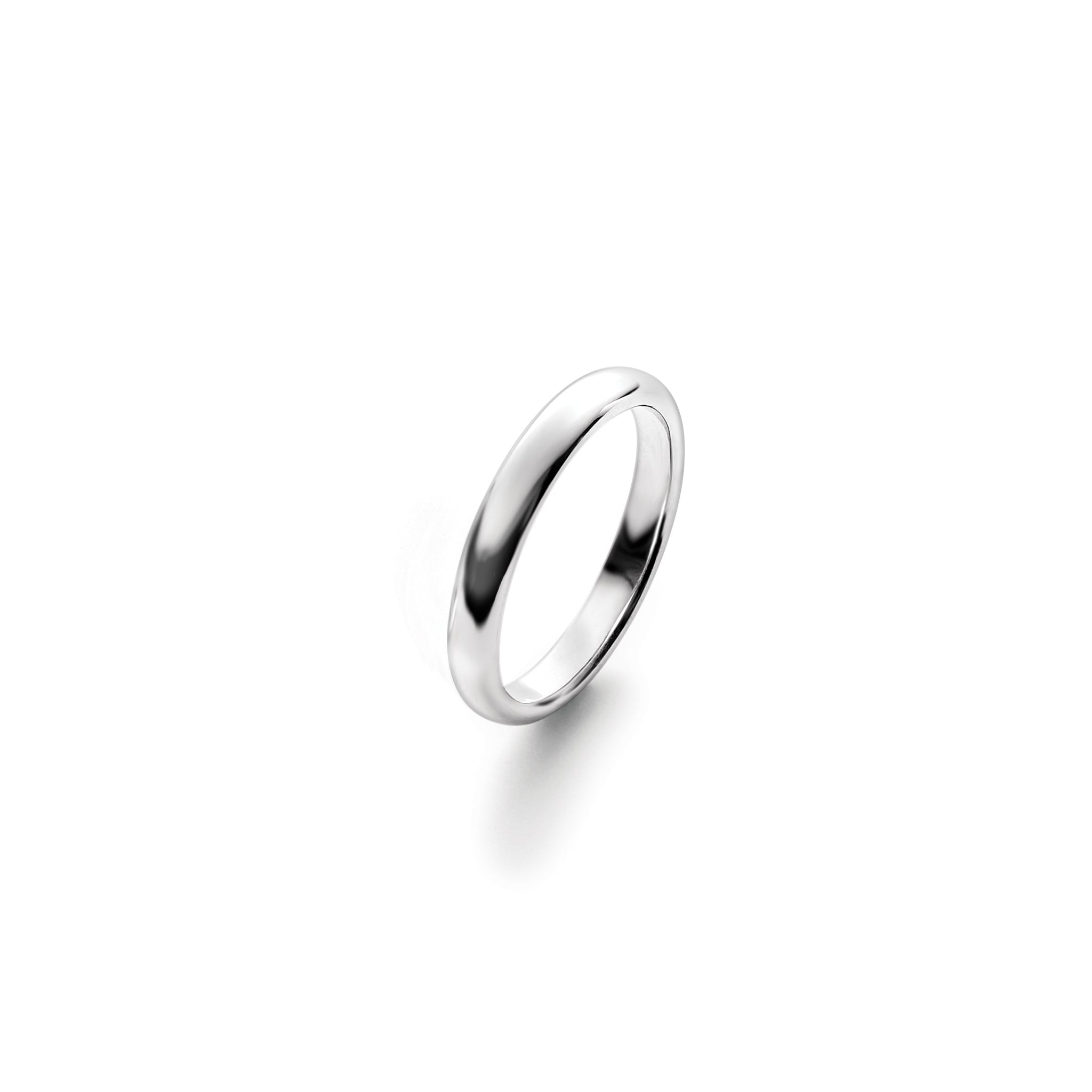 Handcrafted 18ct white gold wedding band with a width of 2mm.