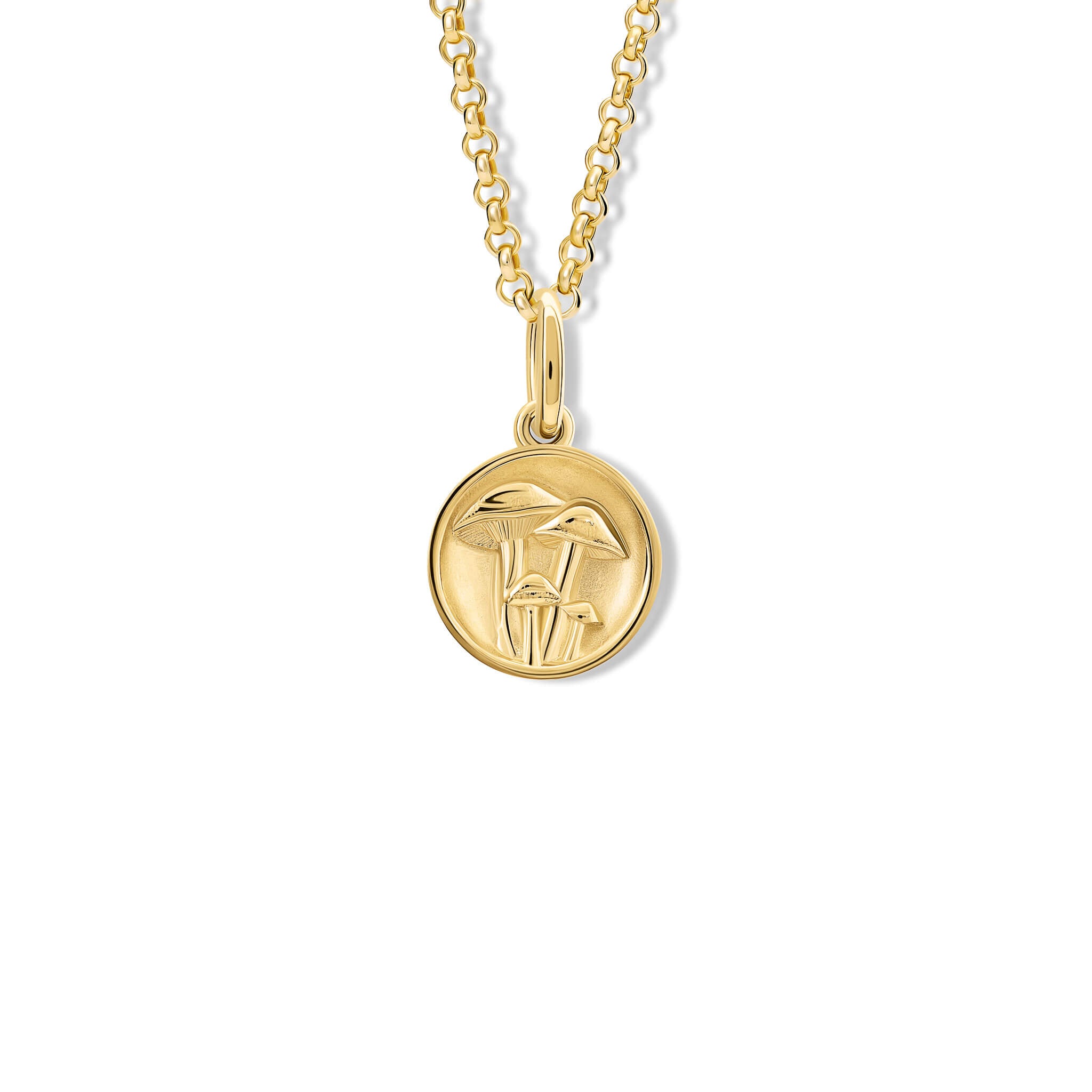 A handcrafted yellow gold pendant with a mushroom 'in relief'