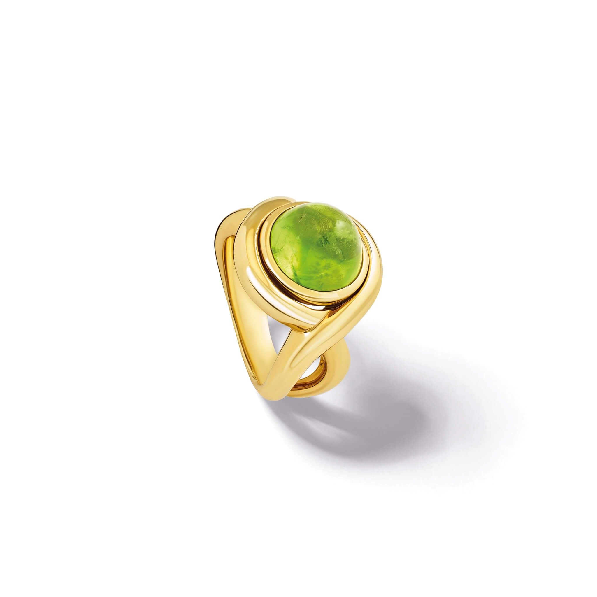 Handcrafted yellow gold ring featuring curved shanks with a cabochon peridot, birthstone of August.