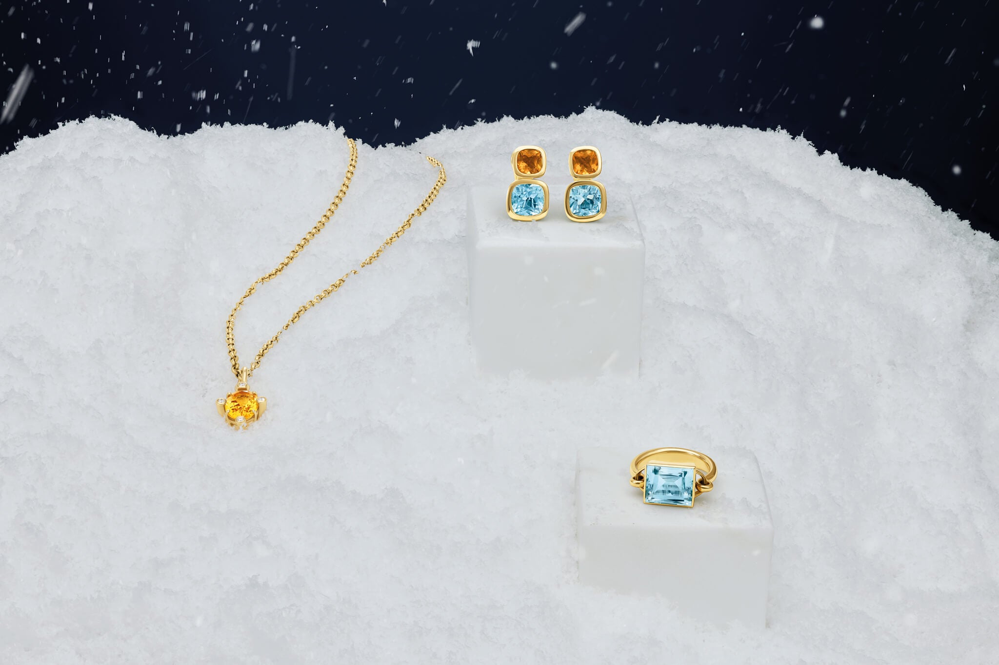 9ct yellow gold handcrafted jewellery featuring the birthstones for November: topaz and citrine. The perfect Christmas gift for those born in November.