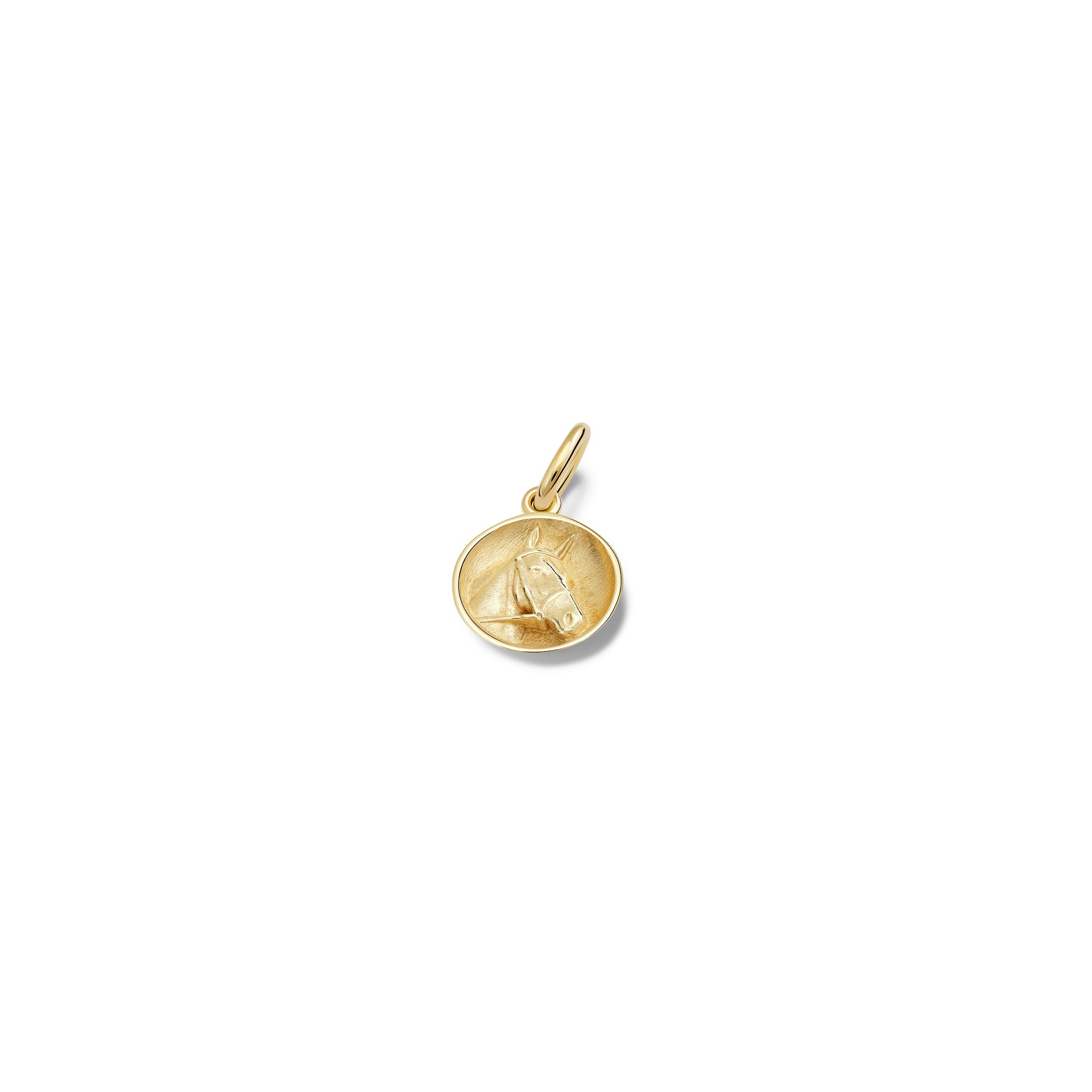 Handcrafted yellow gold necklace pendant 'en relief' with a horse in France.