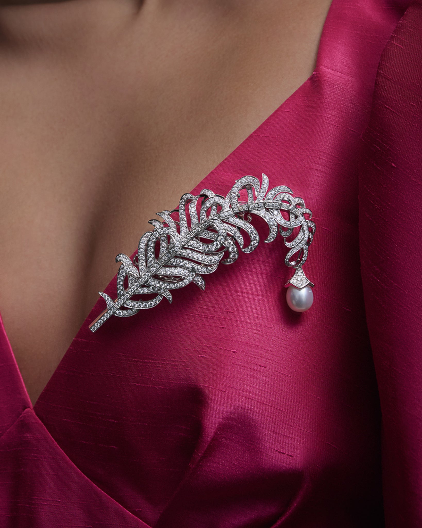 feather plume brooch 