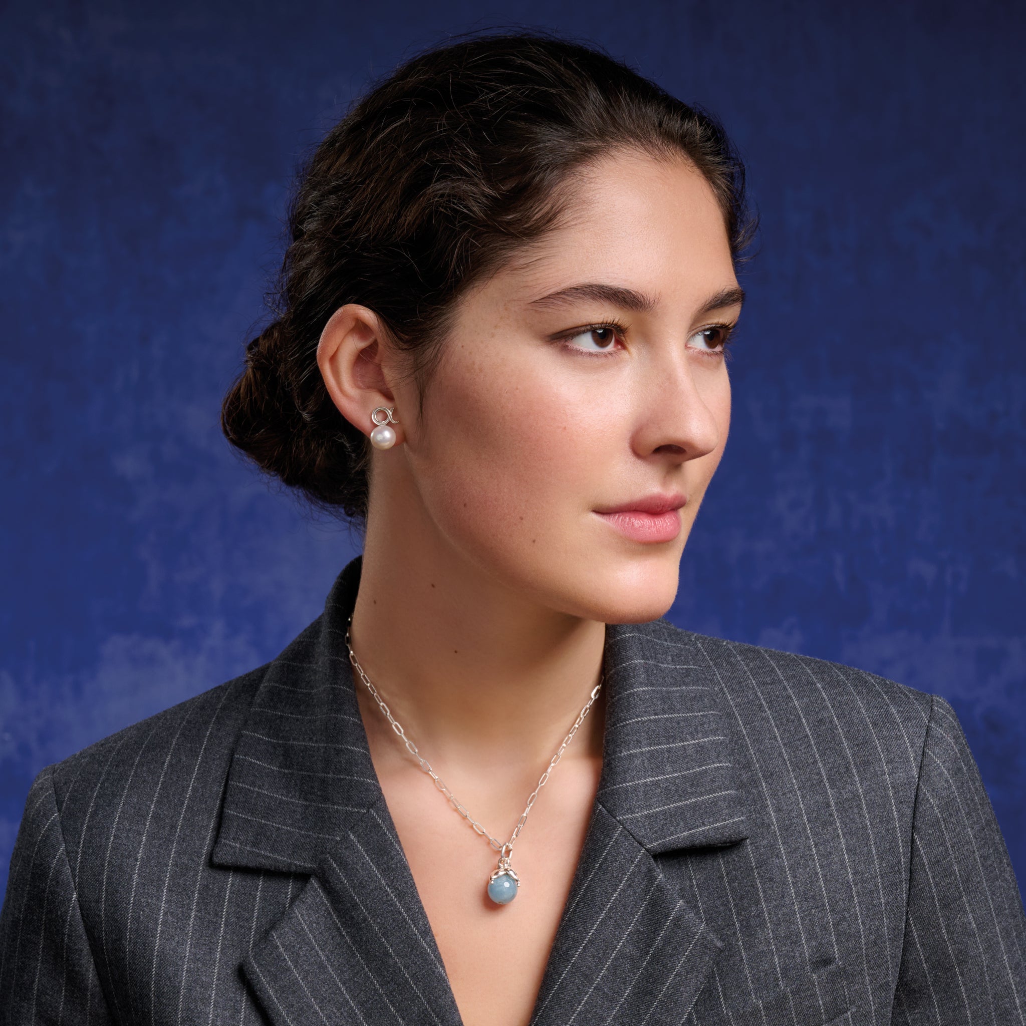 model wears marine light silver chain with rectangular nautical-style links from Cassandra's Classic collection, suitable for men and women